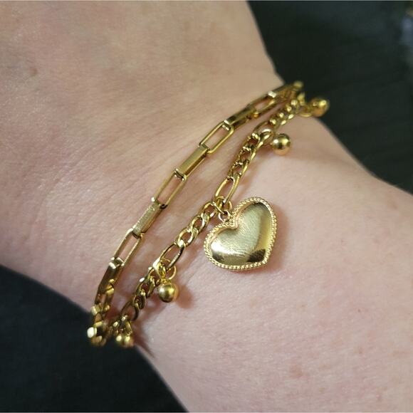 Gold Tone Layered Chain Brwcelet With Heart Charms - Picture 1 of 2